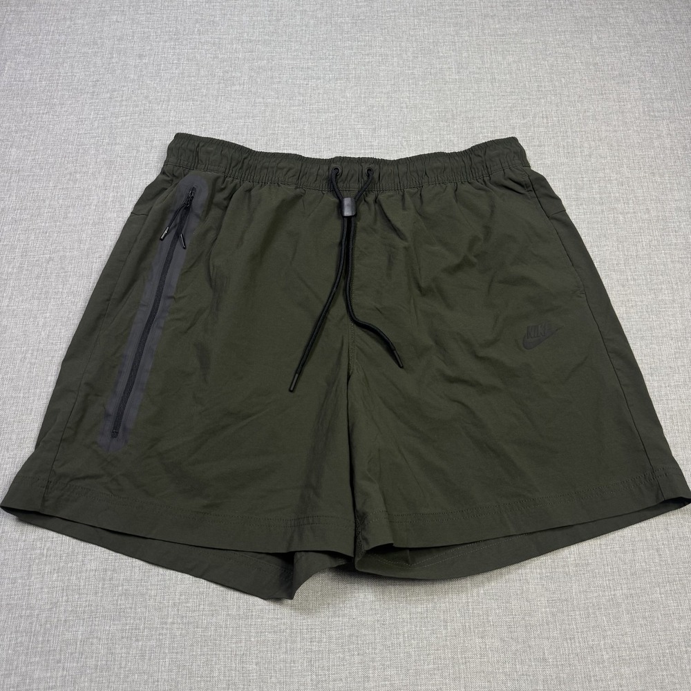 Nike Tech 6" Woven Shorts Mens XL Sequoia Green Black Athletic Performance